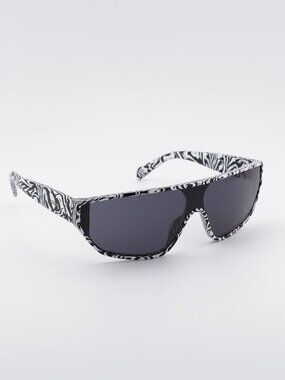 Celine CL40195I 04A Sunglasses Zebra Shield Frame, Smoke Lenses